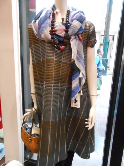 Fashionvillage Shopblog ファッションヴィレッヂ ショップブログ 新作 バイカラープリーツワンピース