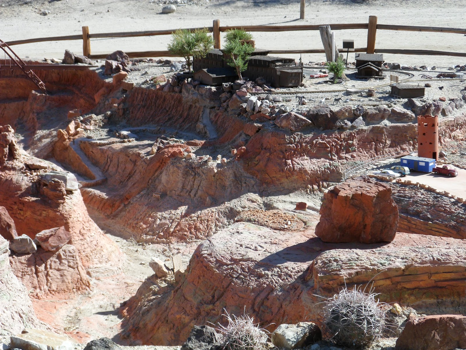 Rauhala Ramblers Living Desert, Palm Springs part 3 (model trains)