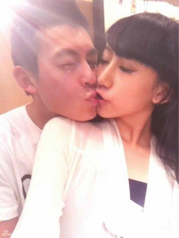 Shaun Owyeong: More INTIMATE photos of Edison Chen & Cammi Tse EXPOSED!!!