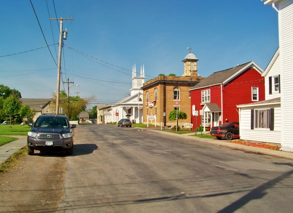 From City to Suburbia 25 Wallkill Ave, Montgomery, NY 12549