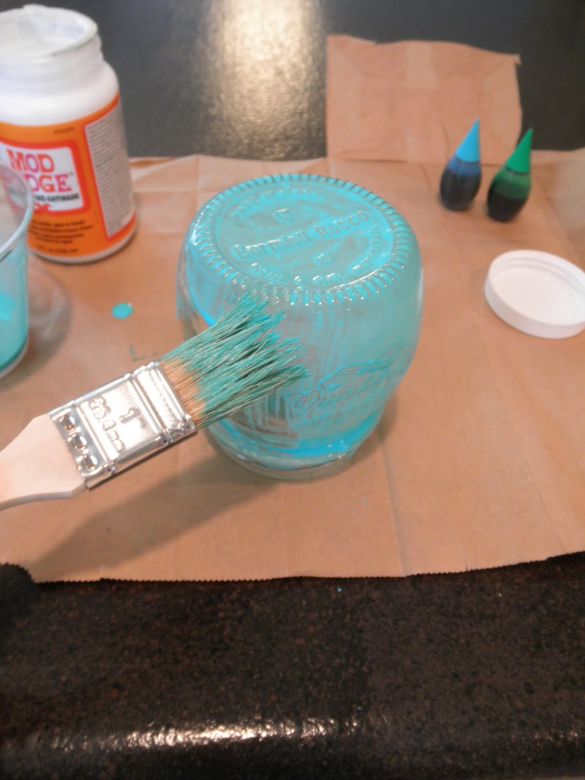 It's a Wonderful DIY Add Color to Glass Mason Jar