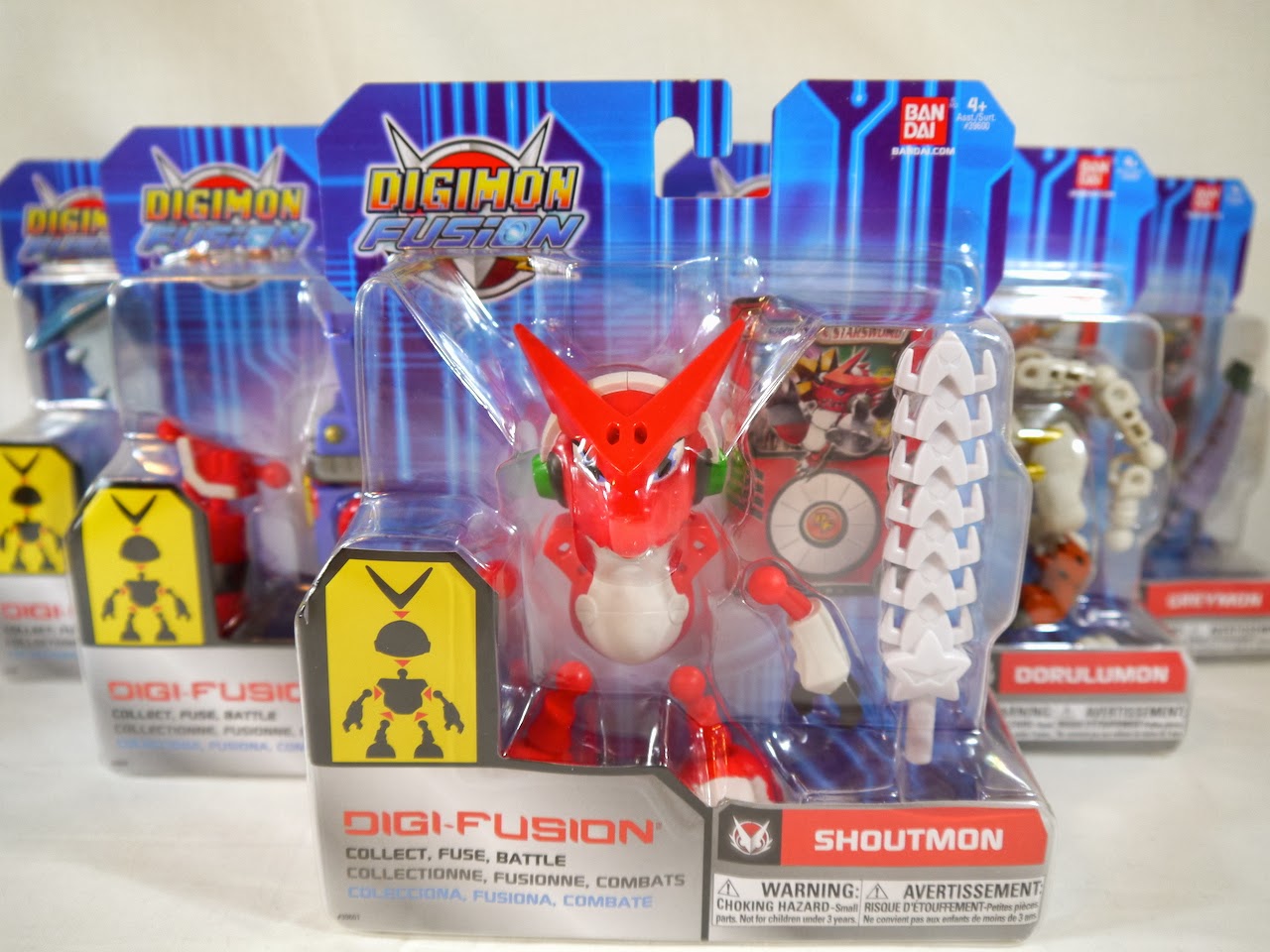 Digimon Fusion ganha uma linha de brinquedos no Toywiz! 
