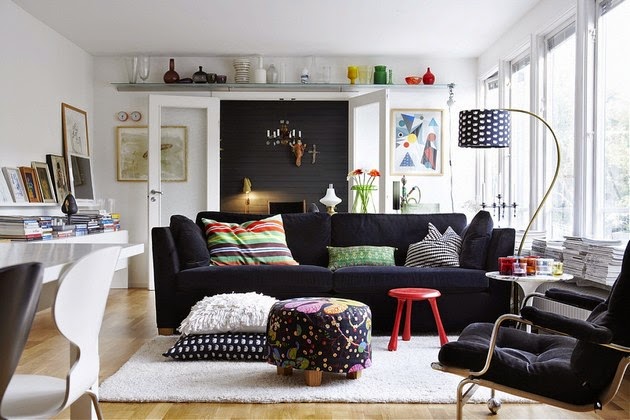 Living Rooms Decor With Black Velvet Sofa - Freshnist Design