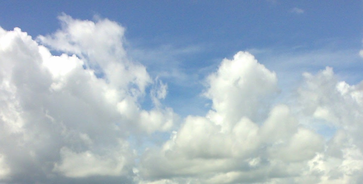 KEINDAHAN LANGIT YANG KULIHAT