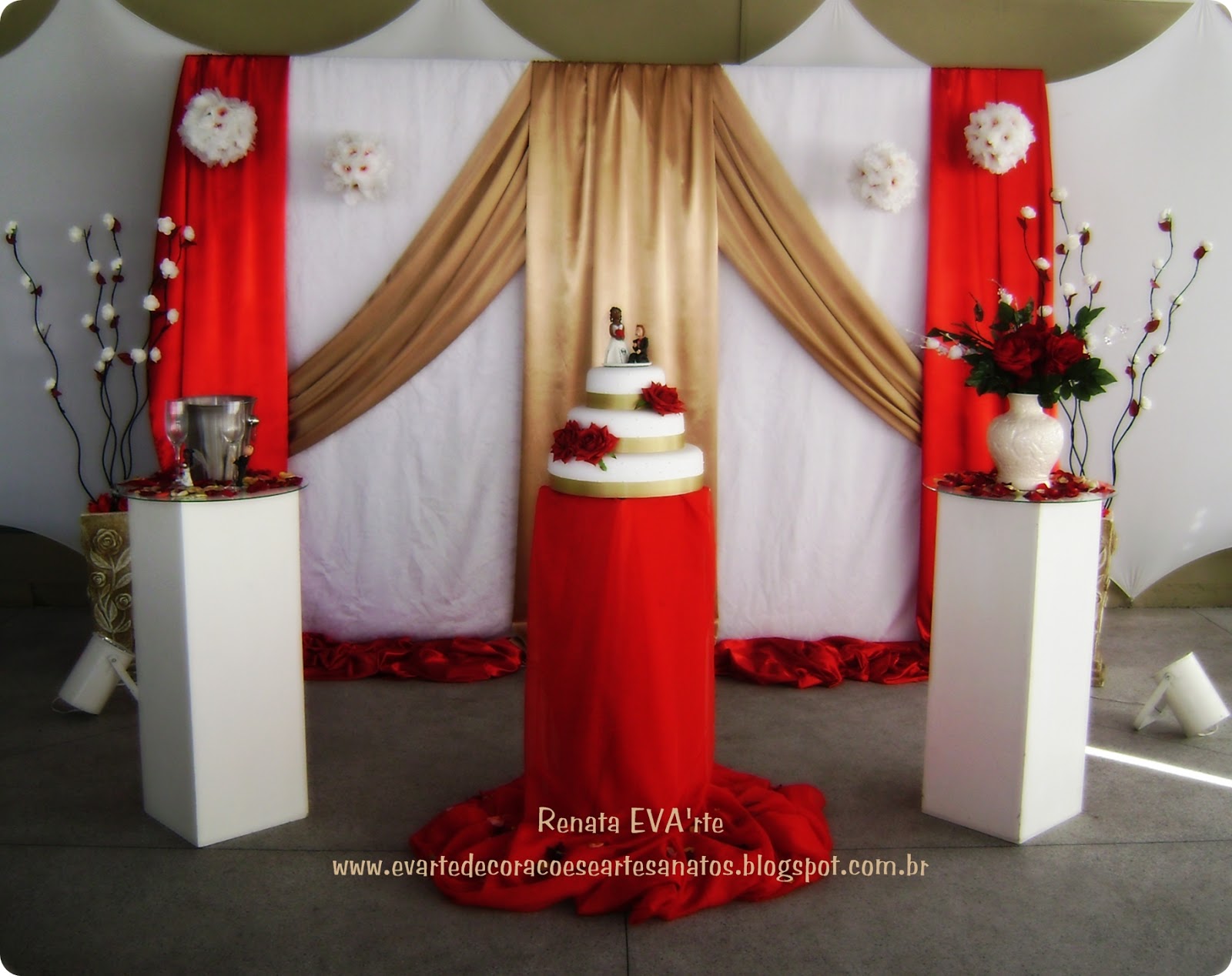 Criativa Festas e Eventos Casamento Vermelho, Dourado e Branco Criativa Festas e Eventos Casamento Vermelho, Dourado e Branco