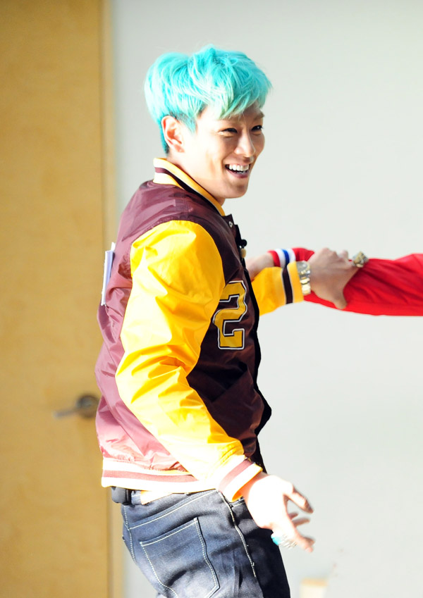 KoreanHolic Preview Running Man 84 BIGBANG COMEBACK