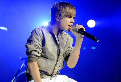 justin bieber images of 2011. Justin Bieber is coming to
