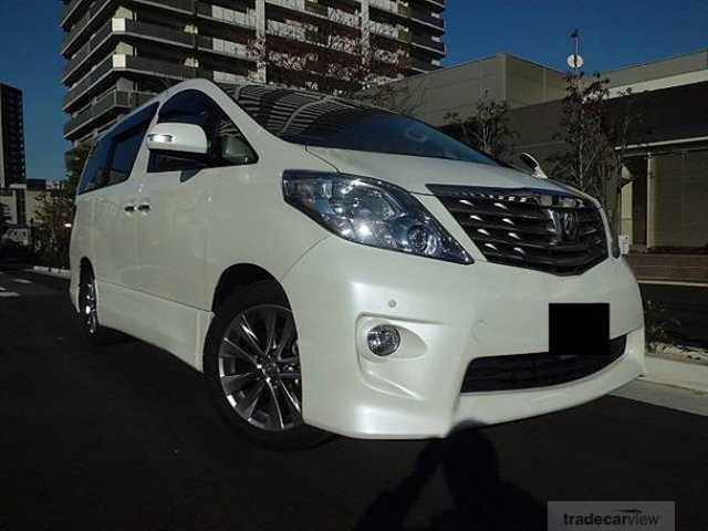 Toyota Alphard 2400: Kemewahan dan Kenyamanan dalam Satu Paket