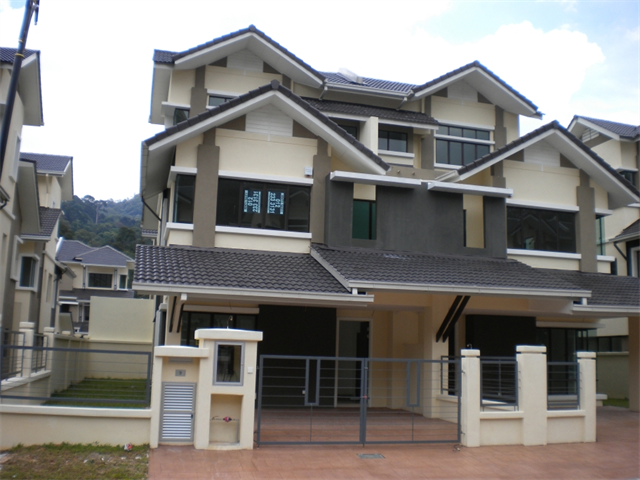 Hijauan Residence