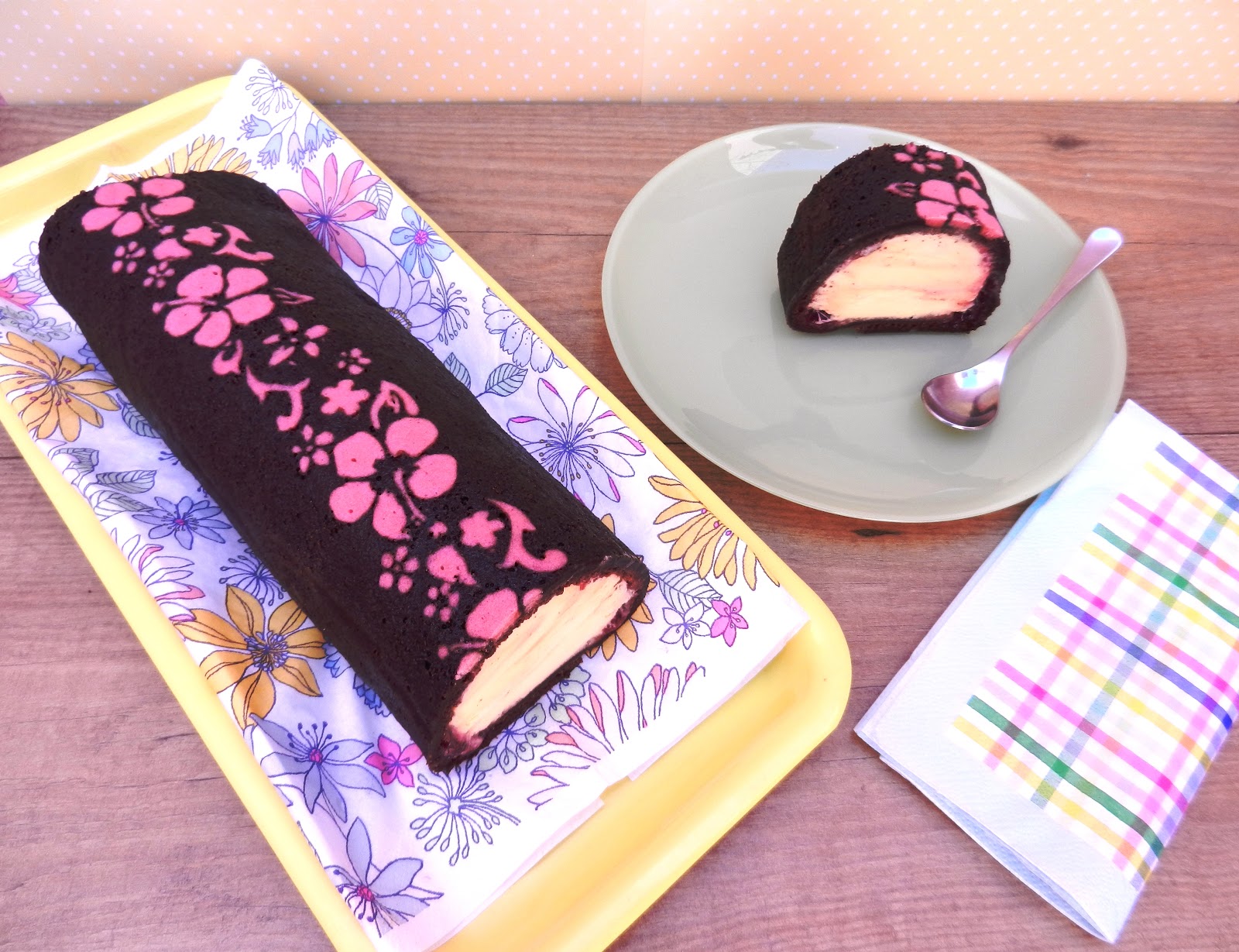 Los Dulces de Victoria Chocolate & Vainilla Ice Cream Roll