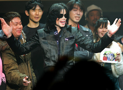 Fan Appreciation Day Michael+jackson+japan+jap%C3%A3o+PARTY+FANS+(23)