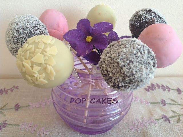 CAKE POPS 