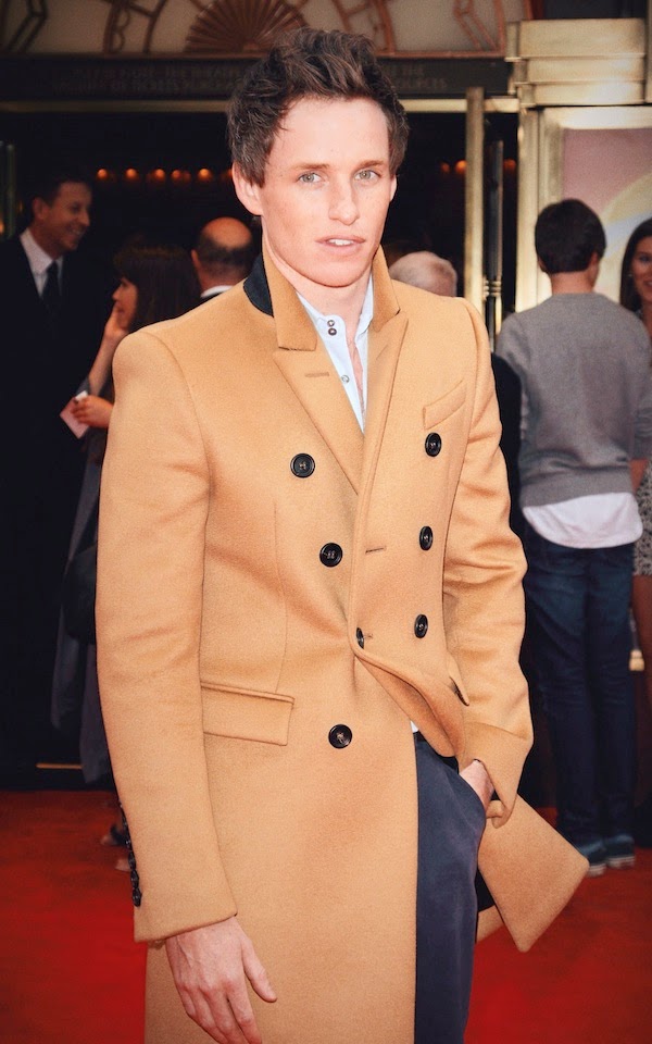 What S He Wearing Eddie Redmayne In Burberry Miss Saigon