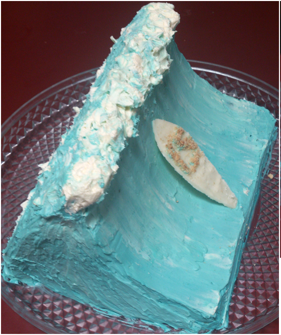 THE CUPCAKE BOUTIQUE Wave Cake