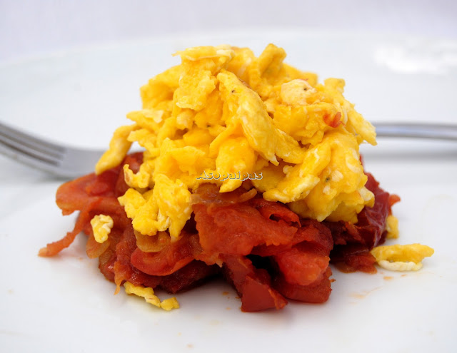 http://www.asopaipas.com/2014/03/revuelto-de-huevo-y-tomate-chao-jidan.html
