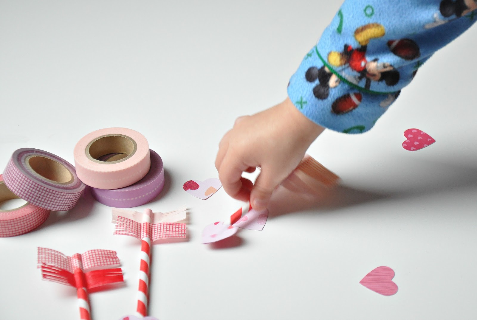 Valentine's Day Craft // Paper Straw & Washi Tape Arrows Honey We're Home