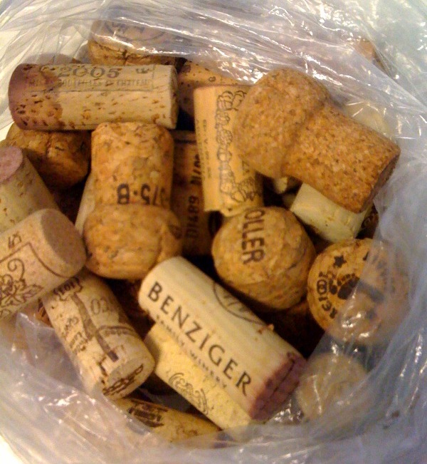 Live Well. Live Pure. Cork Flooringan Alternative Choice