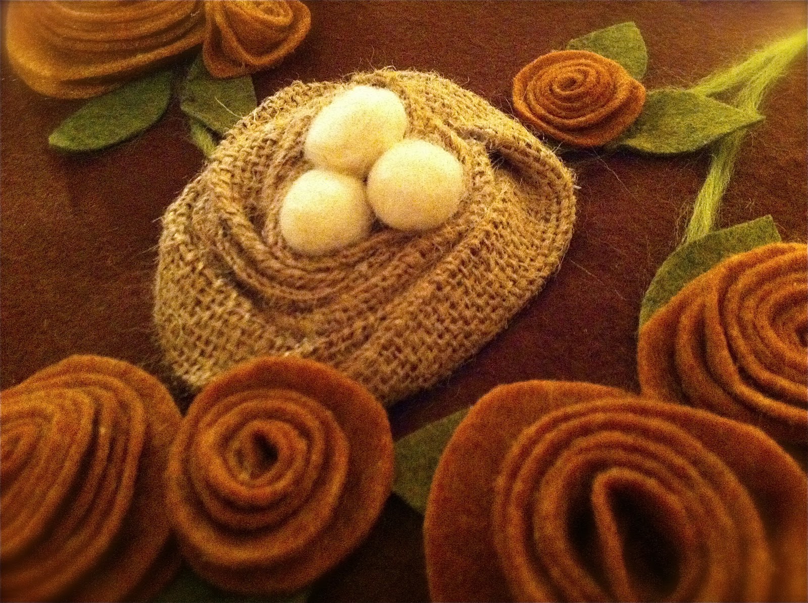 You Could Make That FALL NEST PILLOW