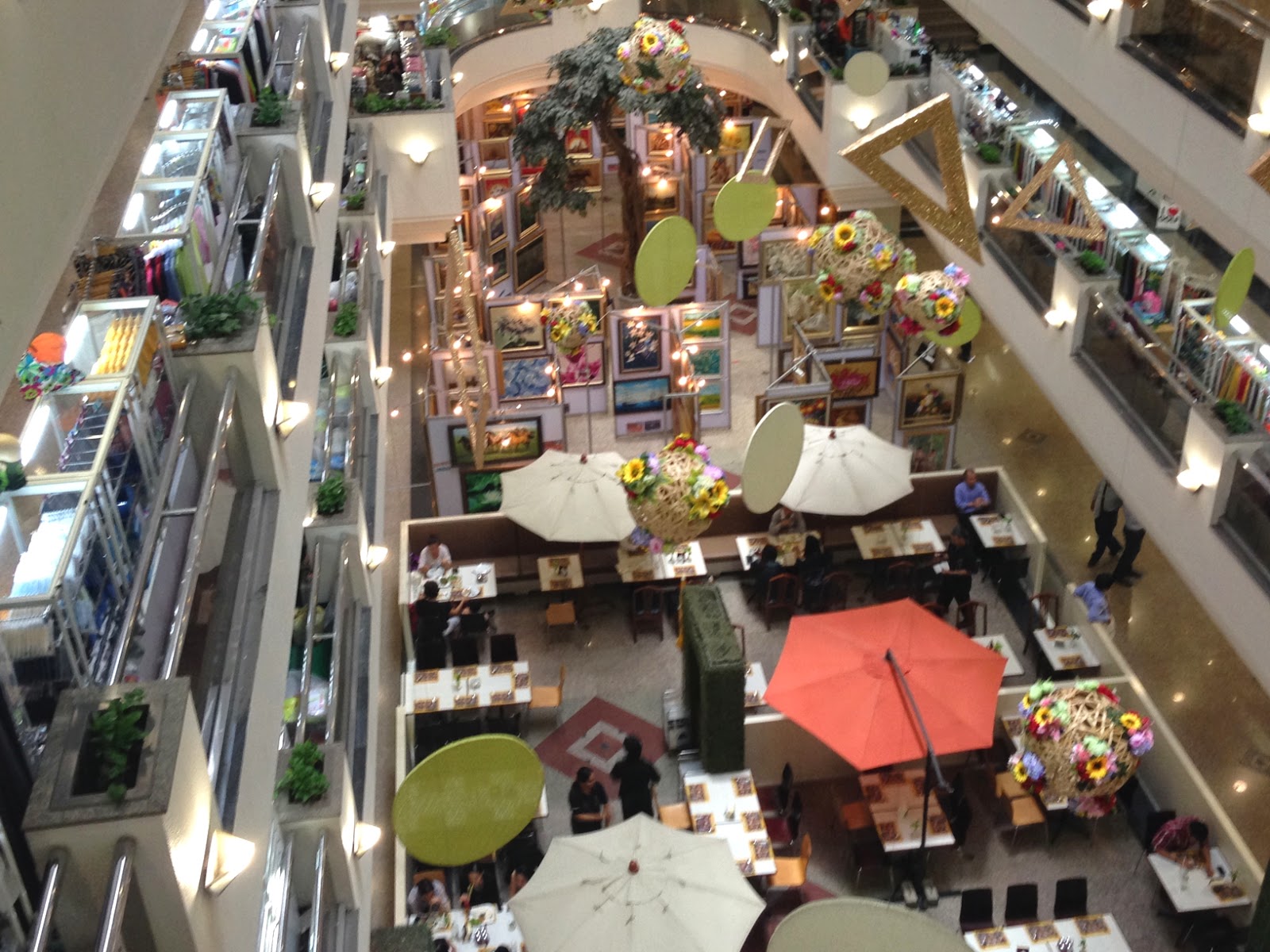 (Bangkok) Thaniya Plaza The Golfers' Heaven