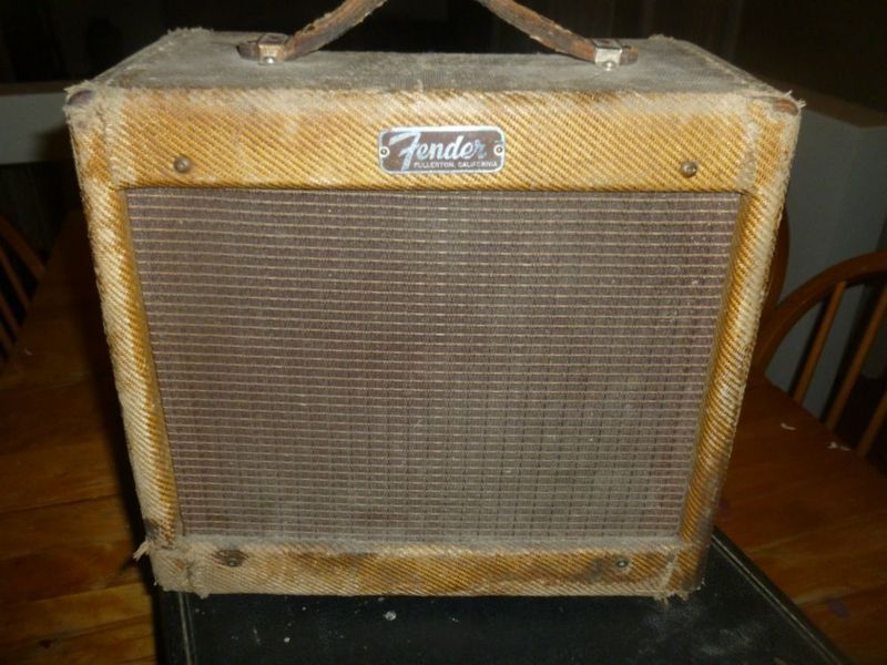 Canadian Vintage Guitar Hunt 1957 FENDER Champ Tweed Tube Amp