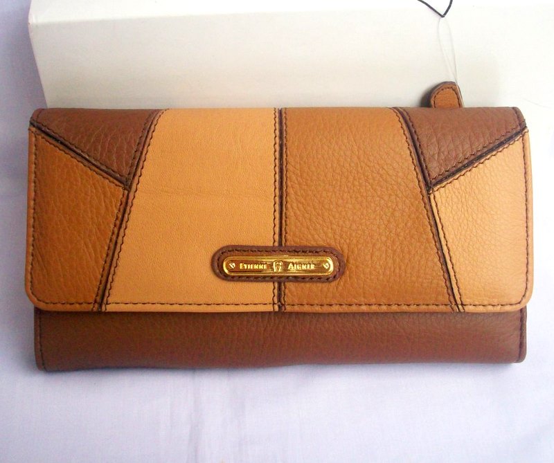 coach wallets reddit