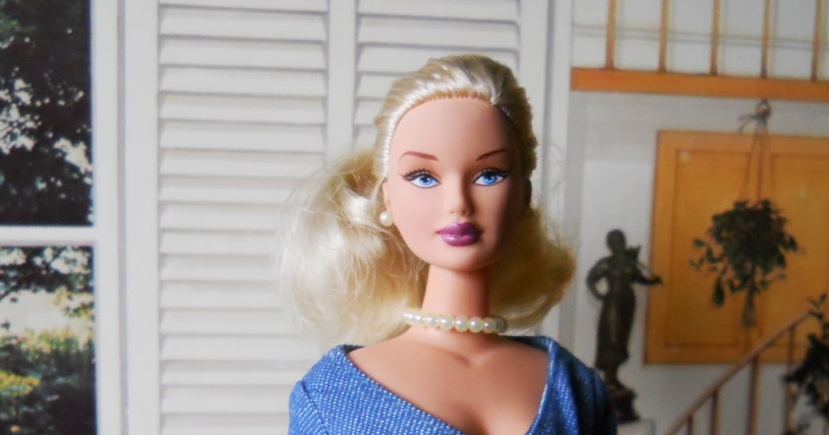 Que Bella Yard Sale Finds Barbie Saturday