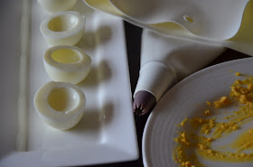 Gevulde eieren maken met kerriepoeder