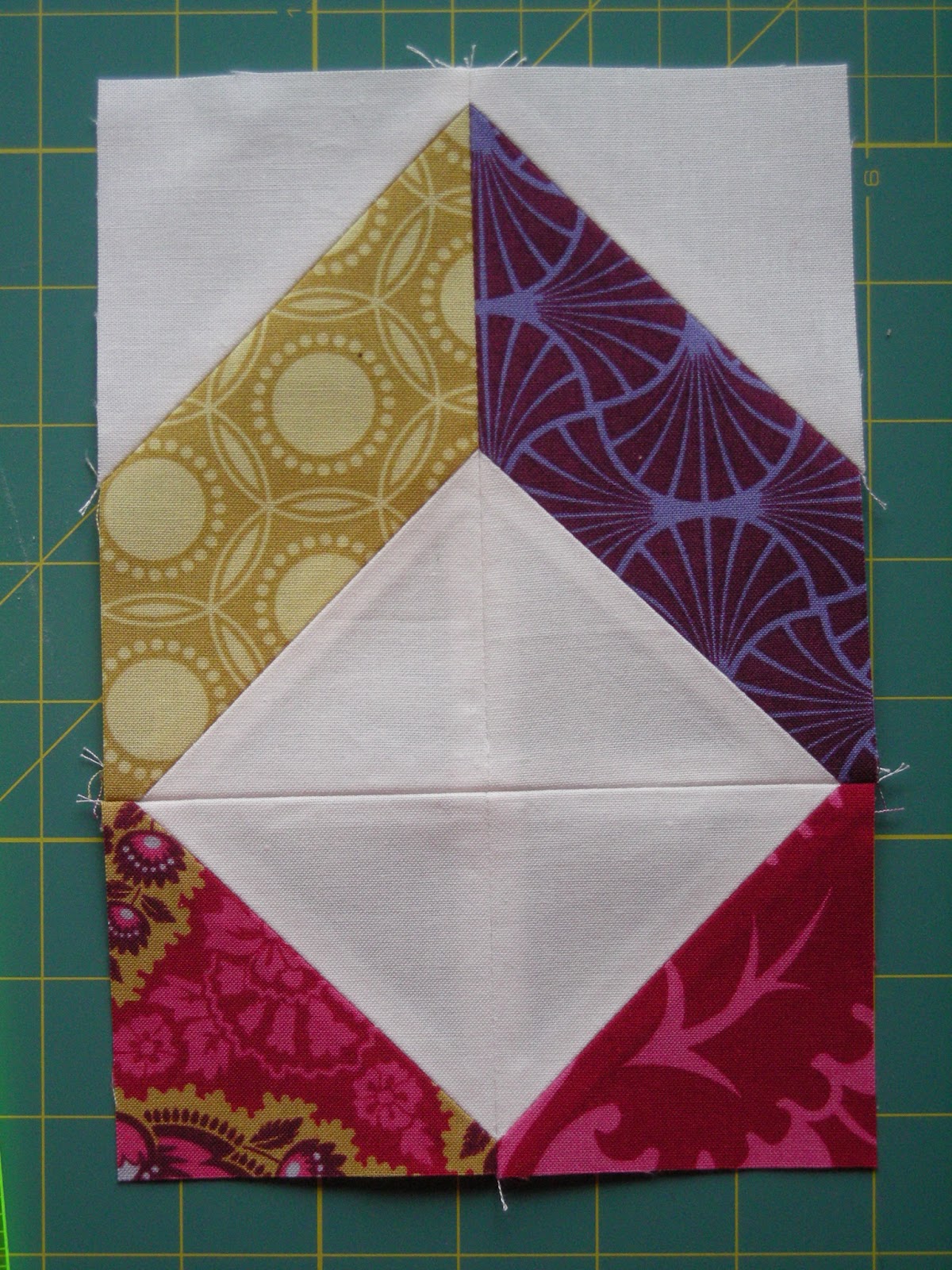 Elven Garden Quilts {QAL} Block 9 Dutch Rose