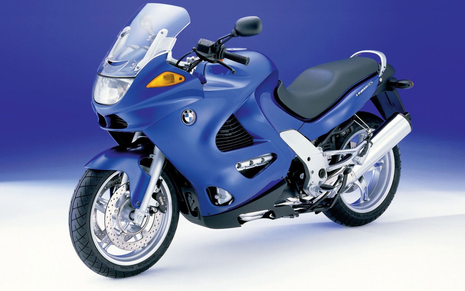bmw blue bike