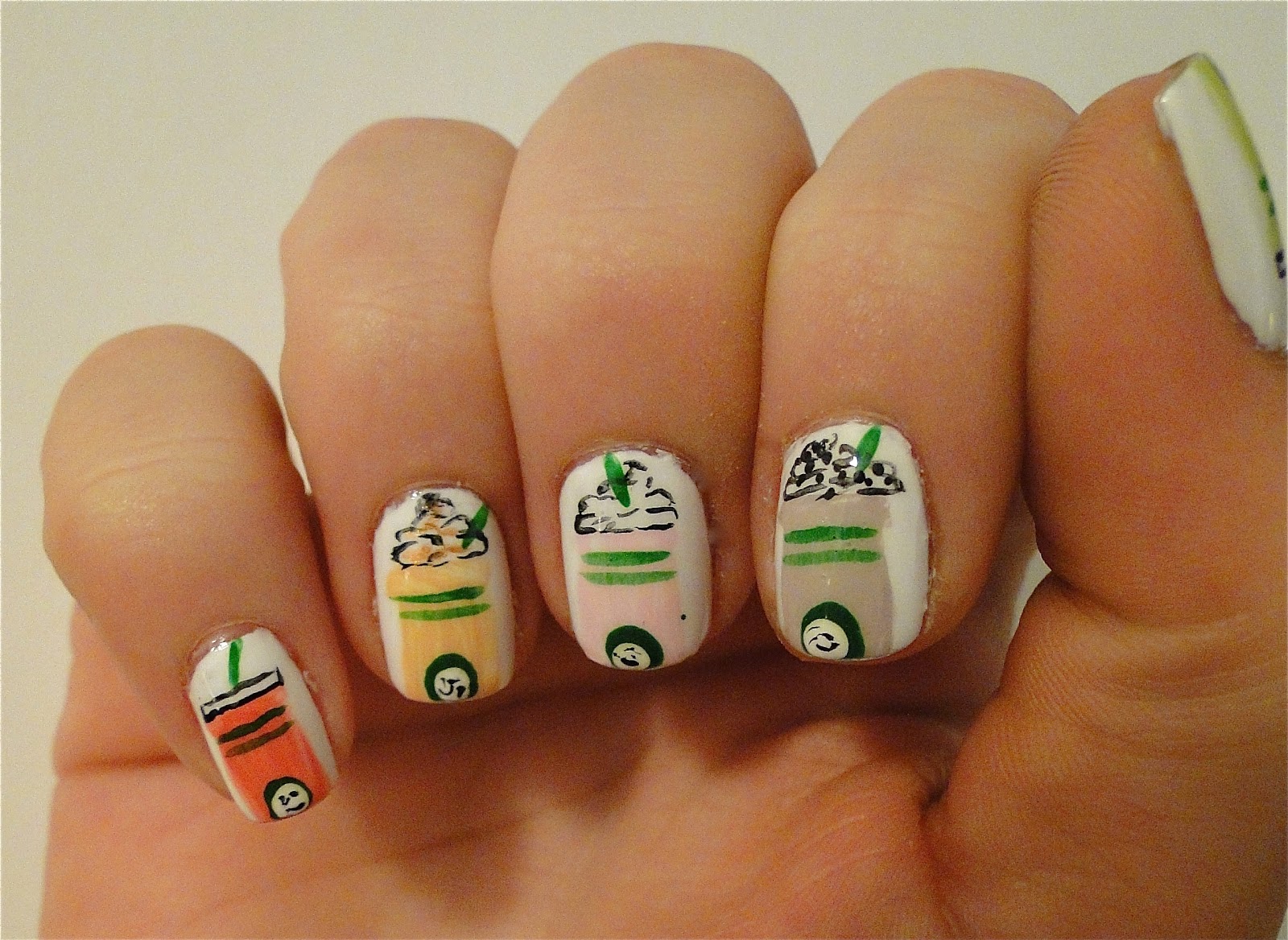 WeeklyWackyNails Starbucks Nail Art