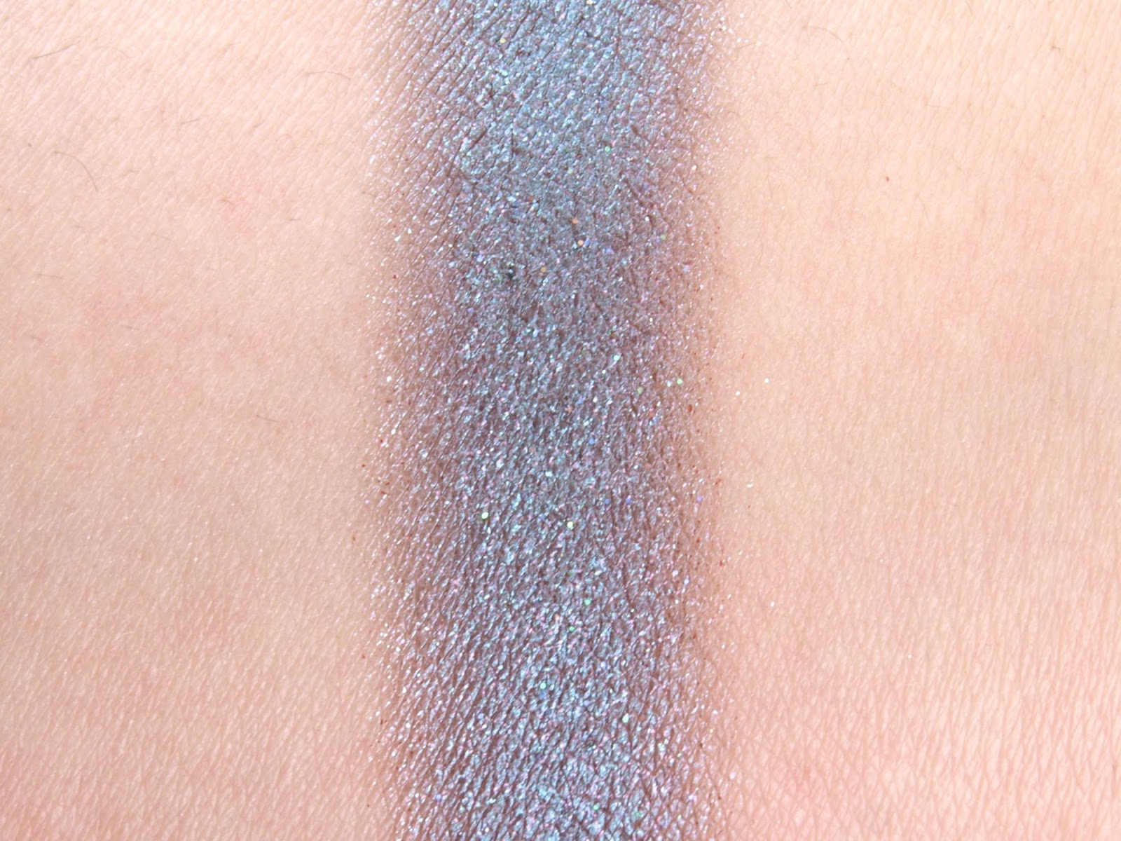 Sephora Colorful Duo Reflects Long Lasting Eyeshadow in "112 Mermaid Tail": Review and Swatches