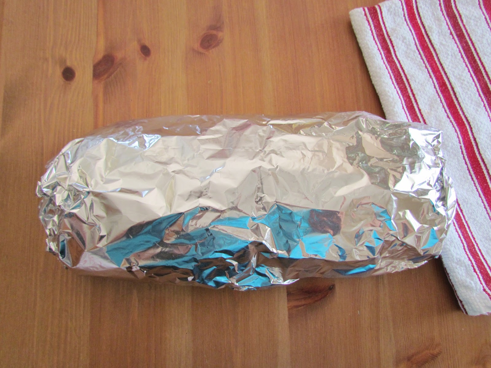 Easy Garlic Bread - The Country Cook