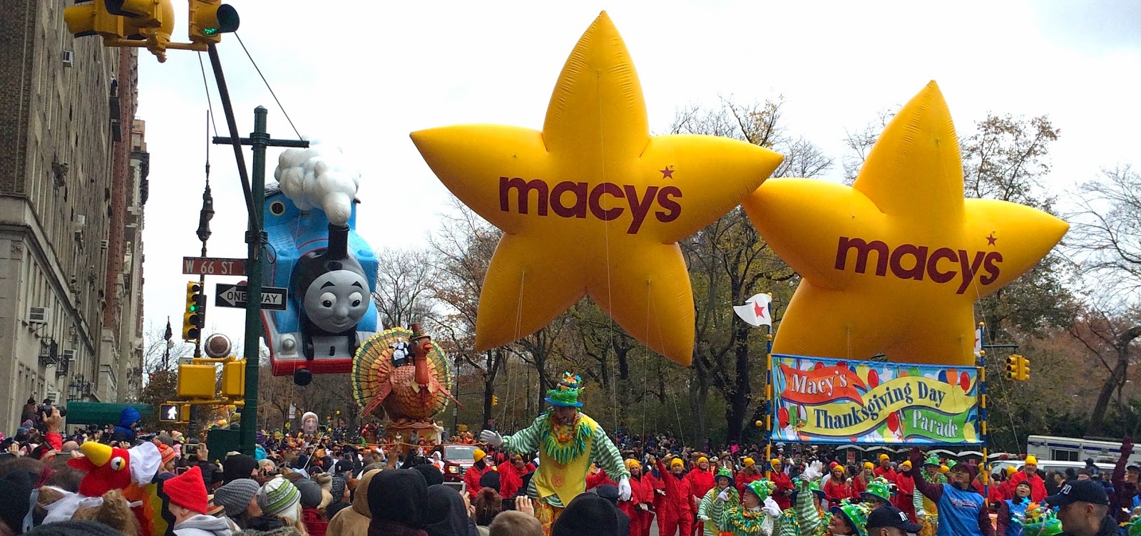 Millions Brave Frigid Cold To Watch Thanksgiving Parade In Nyc World News Sina English