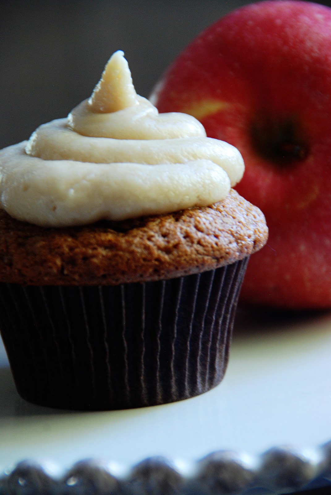 Simple Girl Applesauce Spice Cupcakes with Brown Sugar Cream Cheese