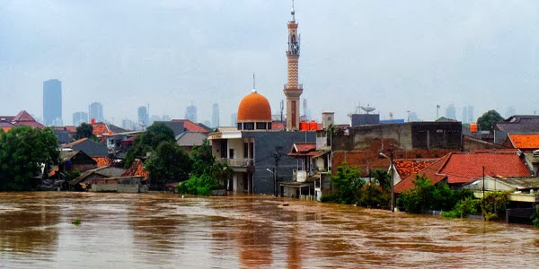 Banjir Manado 19 Orang Korban Tewas