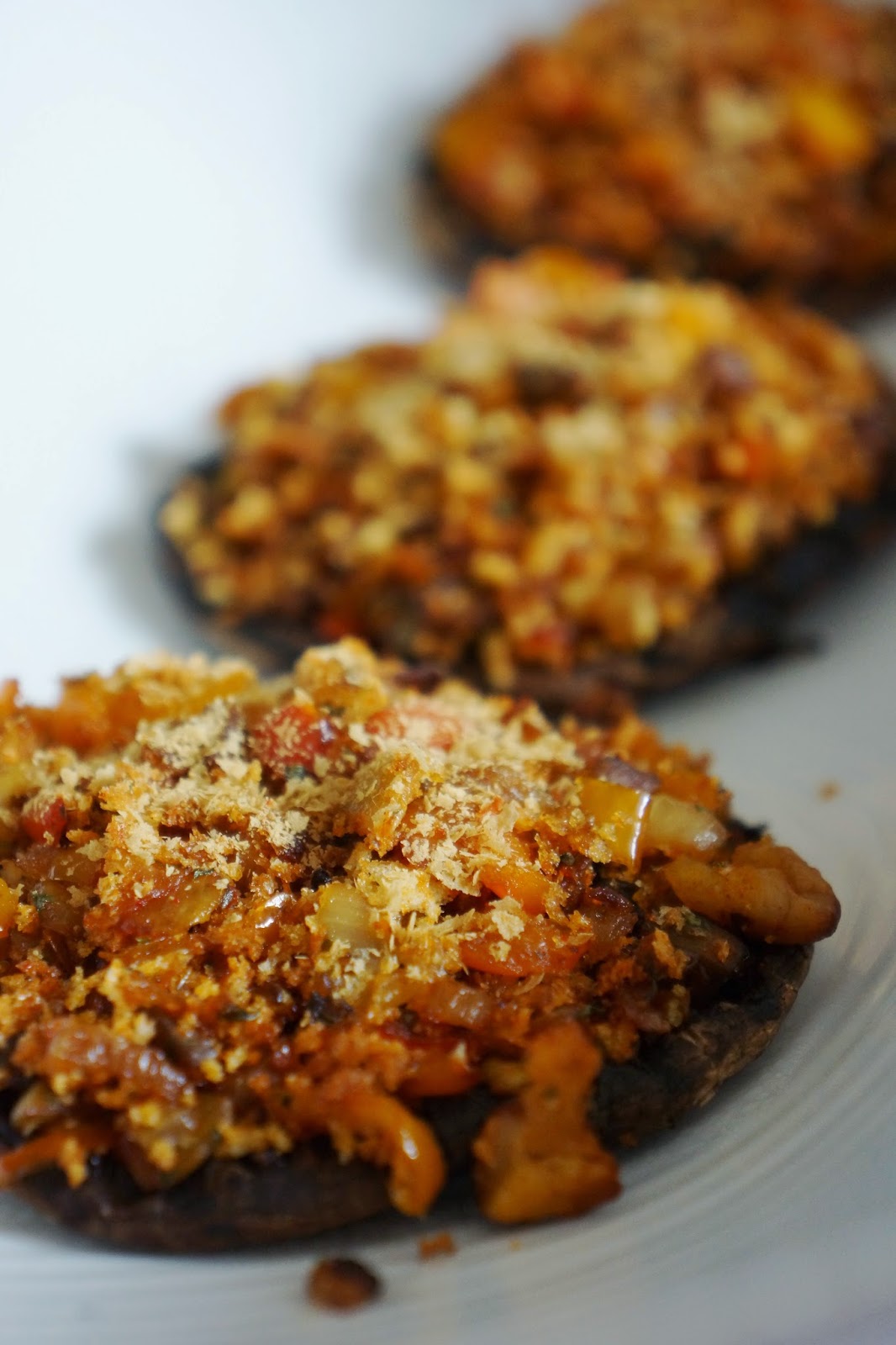 Grilled portabella mushrooms with smoked paprika stuffing | Tera Solara