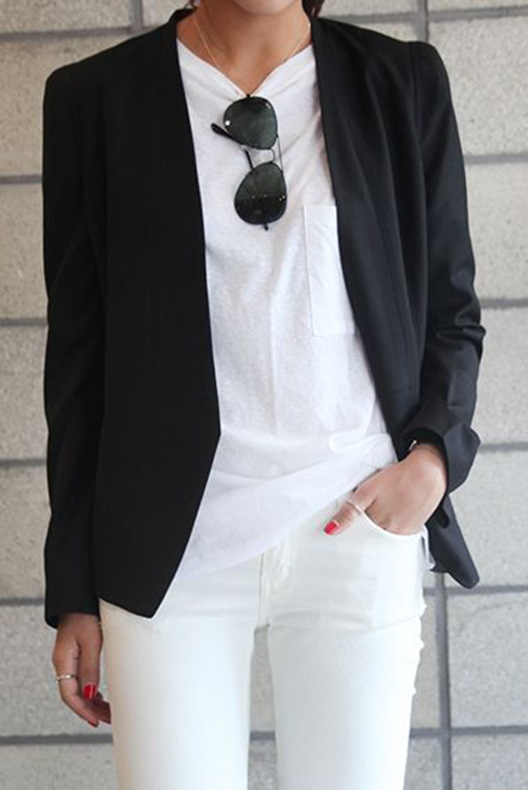 Simple style, minimalism, simplicity, tomboy, monochromatic, black and white Simple style, minimalism, simplicity, tomboy, monochromatic, black and white