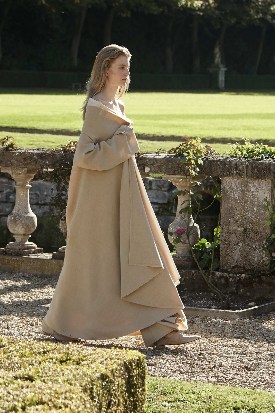 the row spring / summer 2016 paris visual optimism; fashion editorials, shows, campaigns & more!