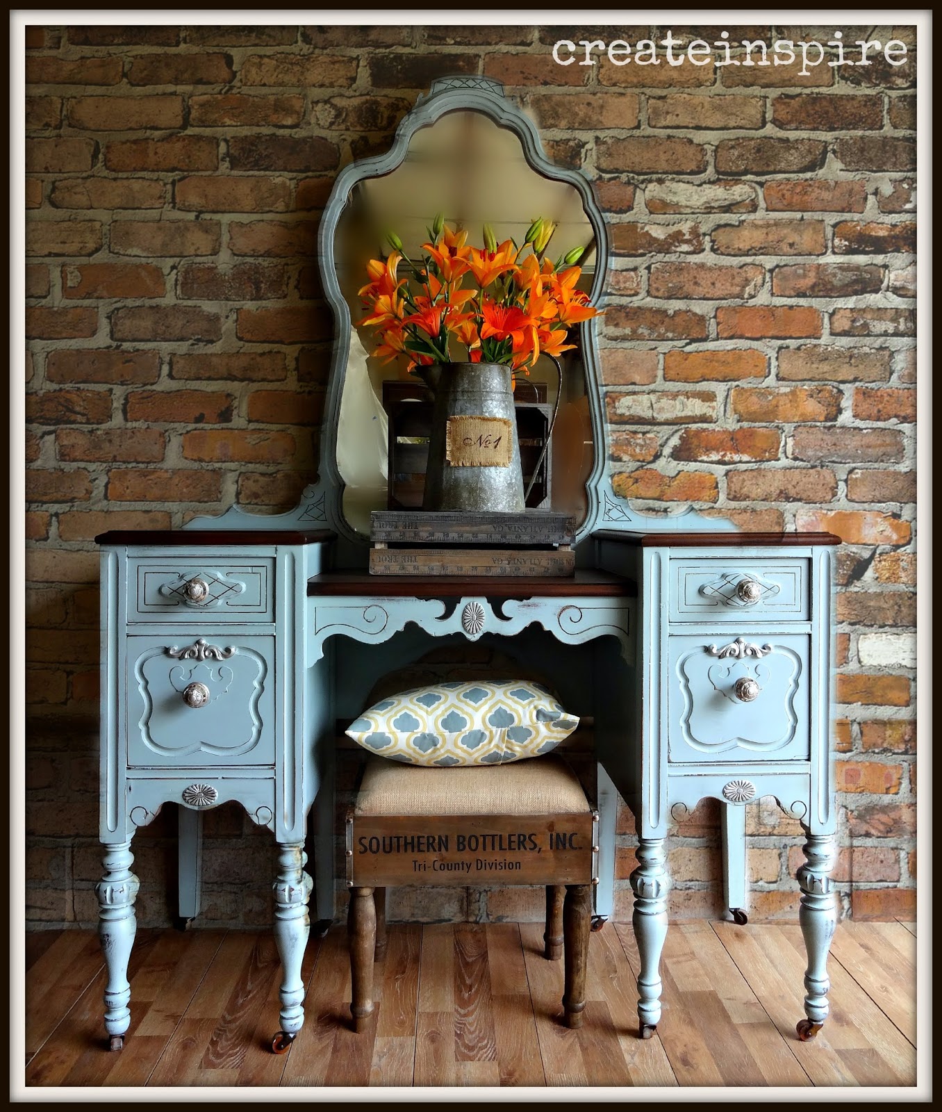 {createinspire} Antique Vanity in Rhine River BM