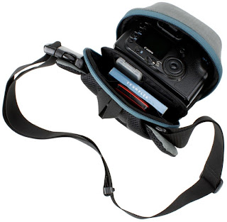 Crumpler DSLR Camera Bag Crumpler Quick Escape 300 DSLR Camera Bag