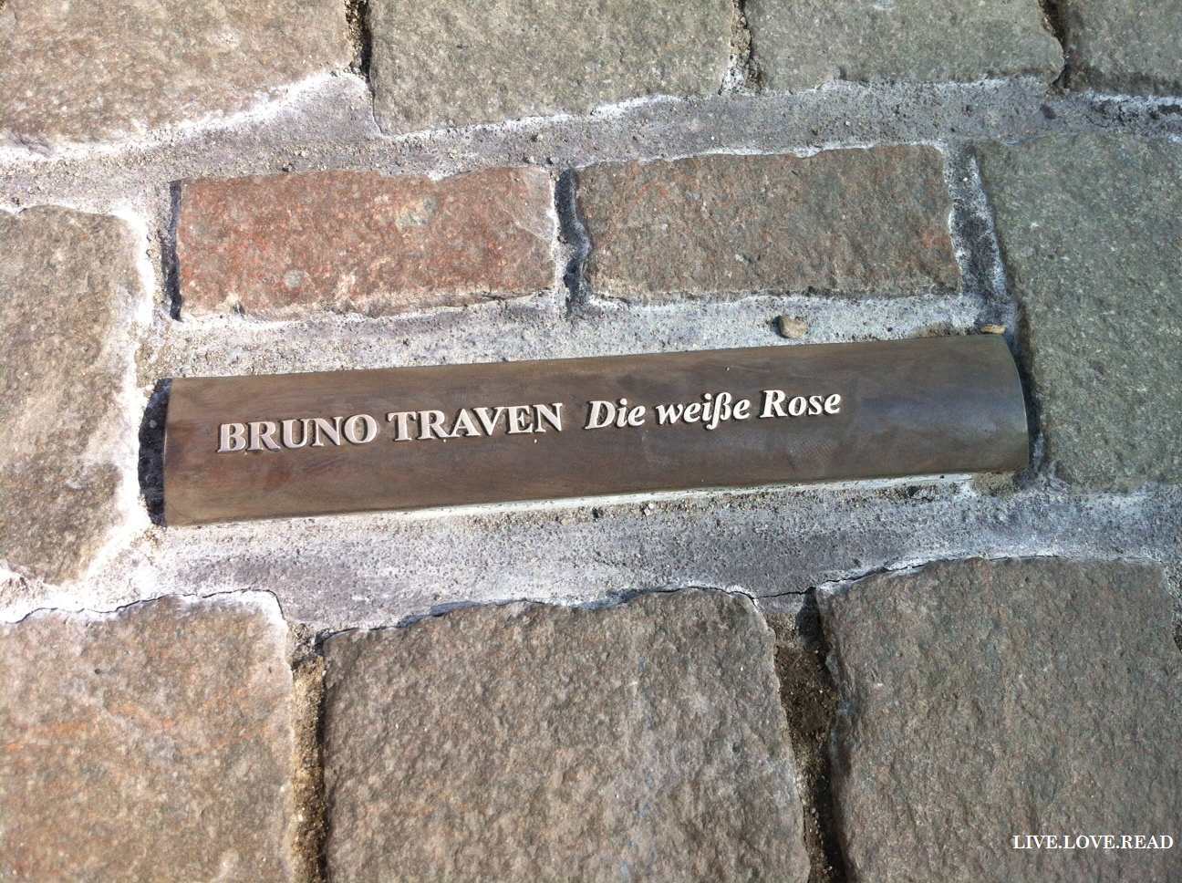 Sprache Ist Eine Waffe Mahnmal Gegen Die Bucherverbrennung