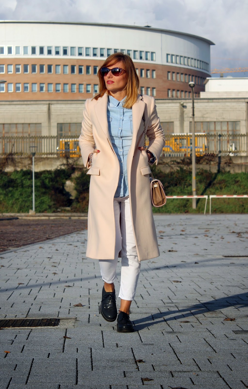 Eniwhere Fashion - Maxi coat - White skinny and Zara Bag