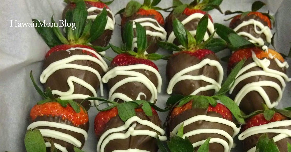 Hawaii Mom Blog Chocolate + VanillaCovered Strawberries