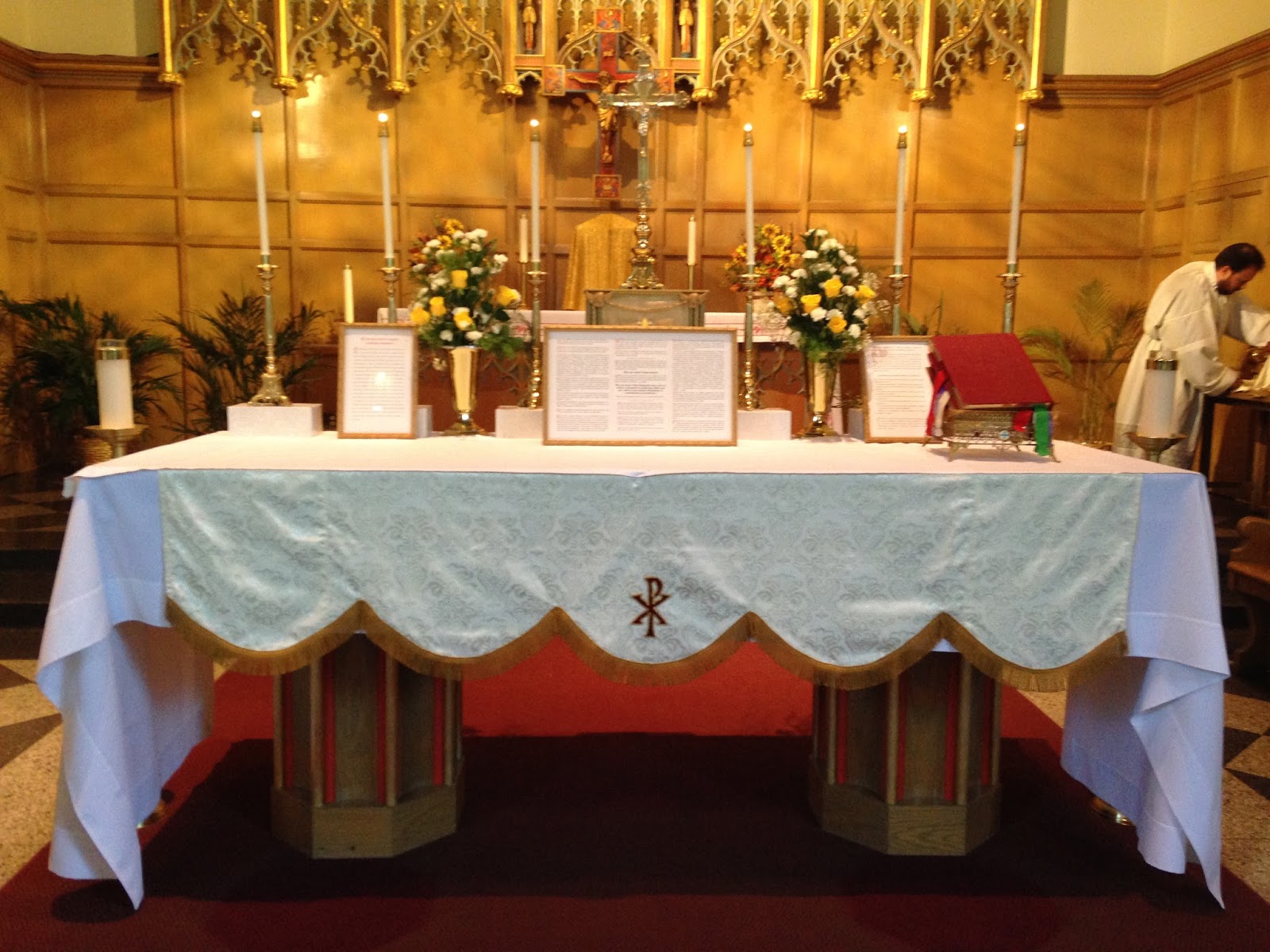 Servimus unum Deum Latin Mass Altar Serving and Related Matters in the Toronto Archdiocese