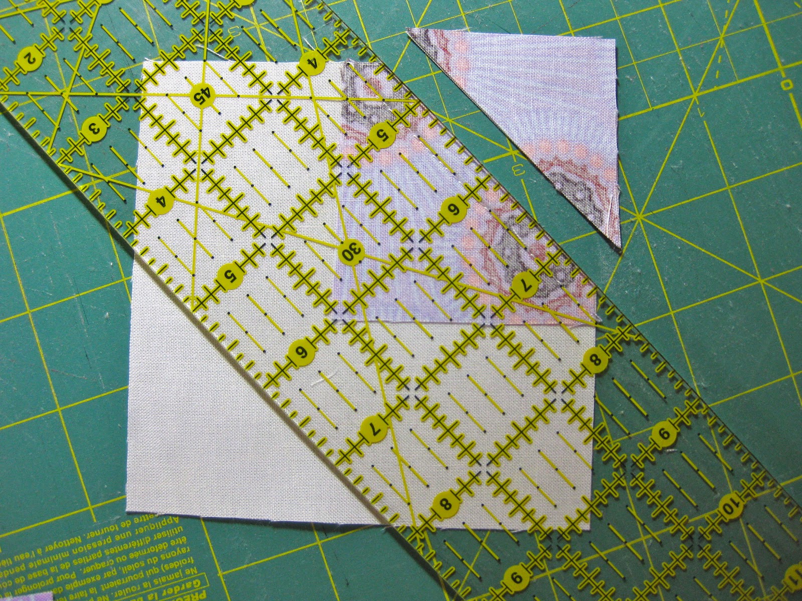 piecefullife bow tie quilt block tutorial