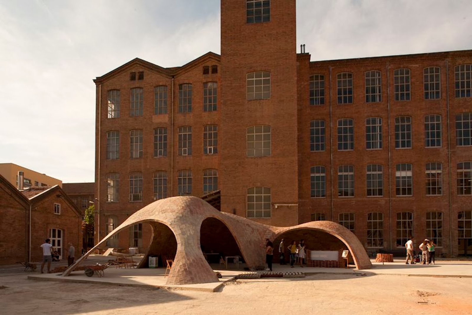 Majestic Plumage MAP13 Brick Pavilion