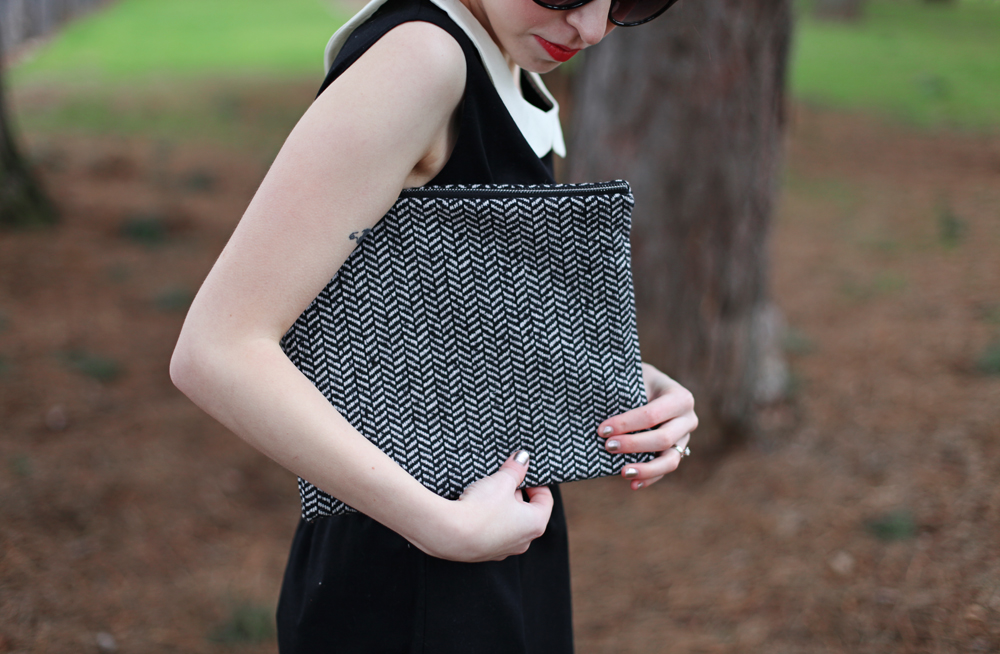 The trendy tuesday the oversized clutch