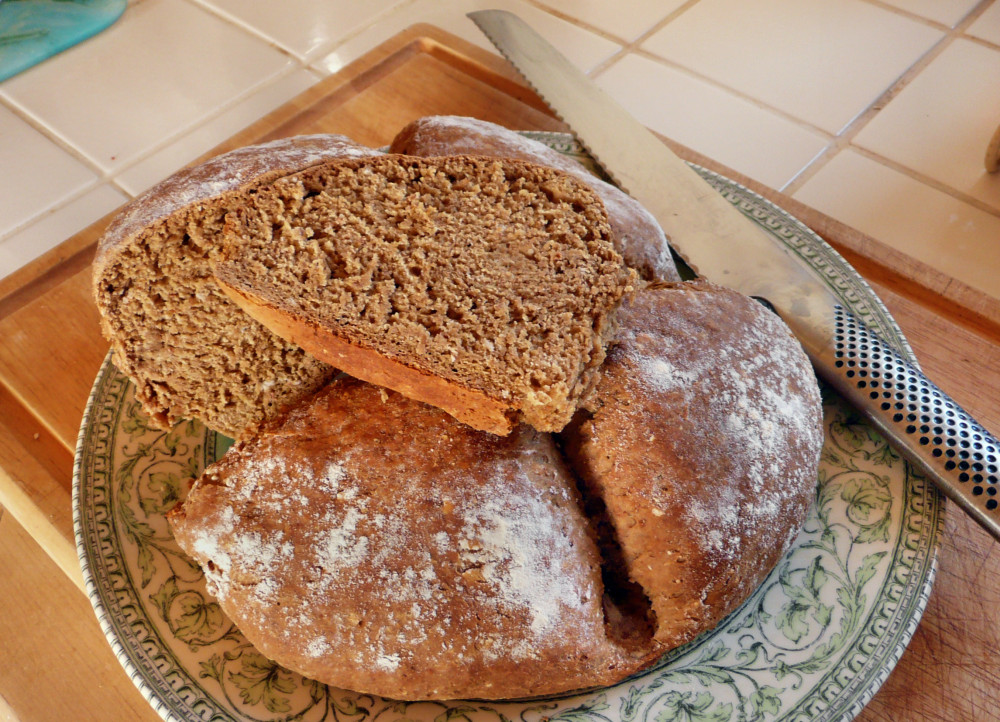 Normandy Life: Baking Bread with Lorraine Pascale.