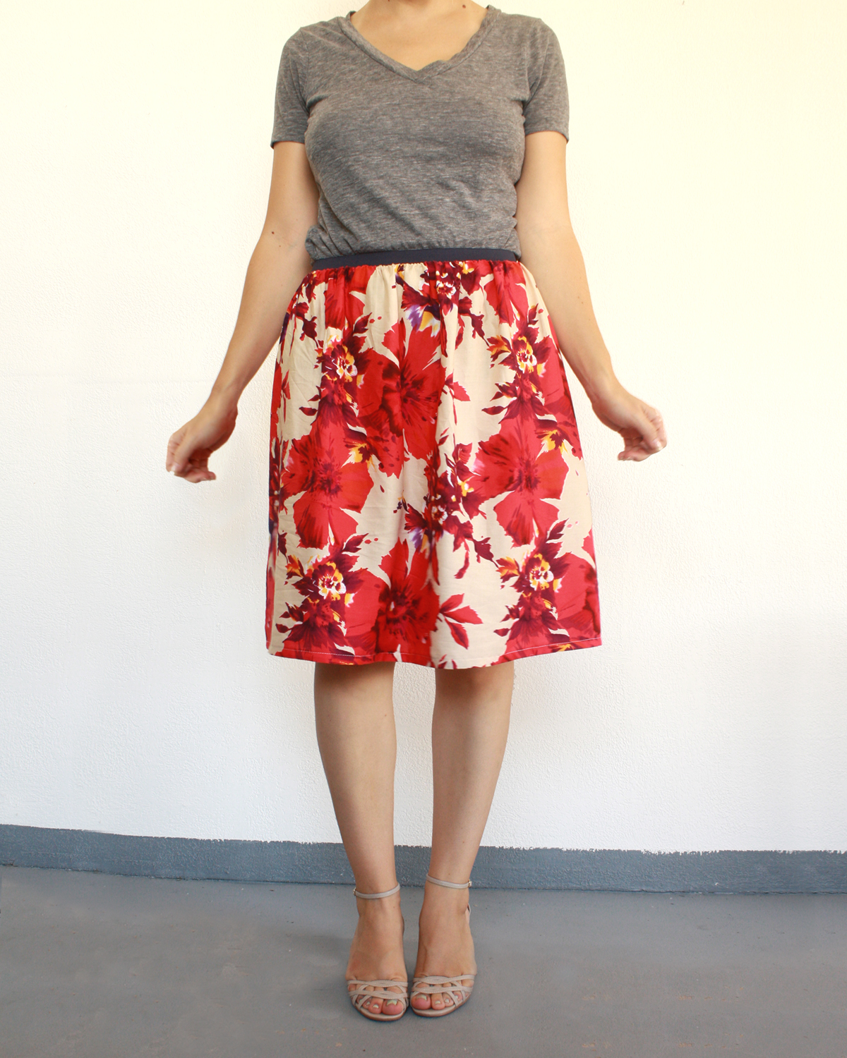 Über Chic for Cheap DIY Floral Elastic Waist Skirt