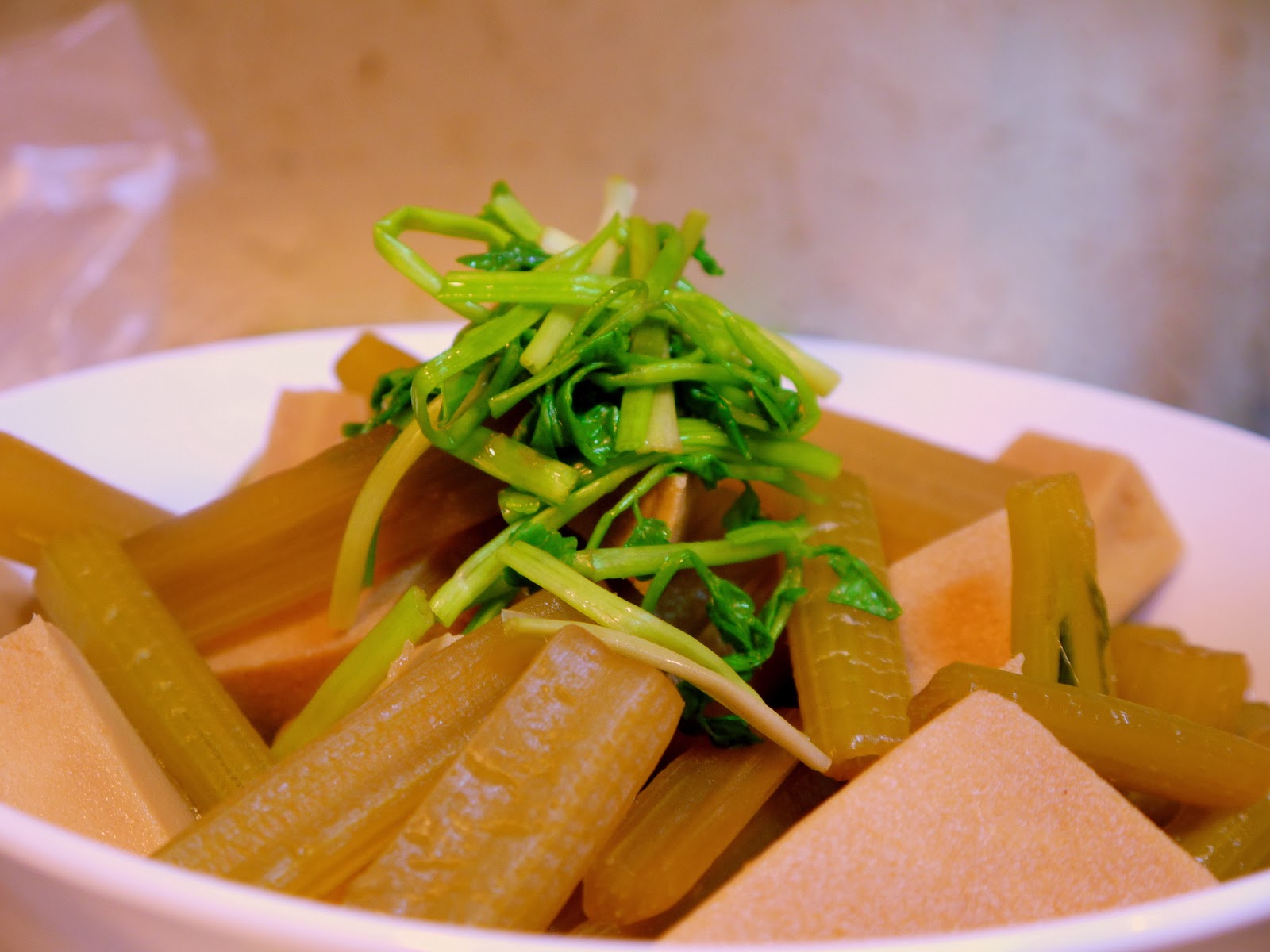 Foodist Link 日本原産のヘルシー野菜 蕗 ふき の美味しくて簡単な食べ方